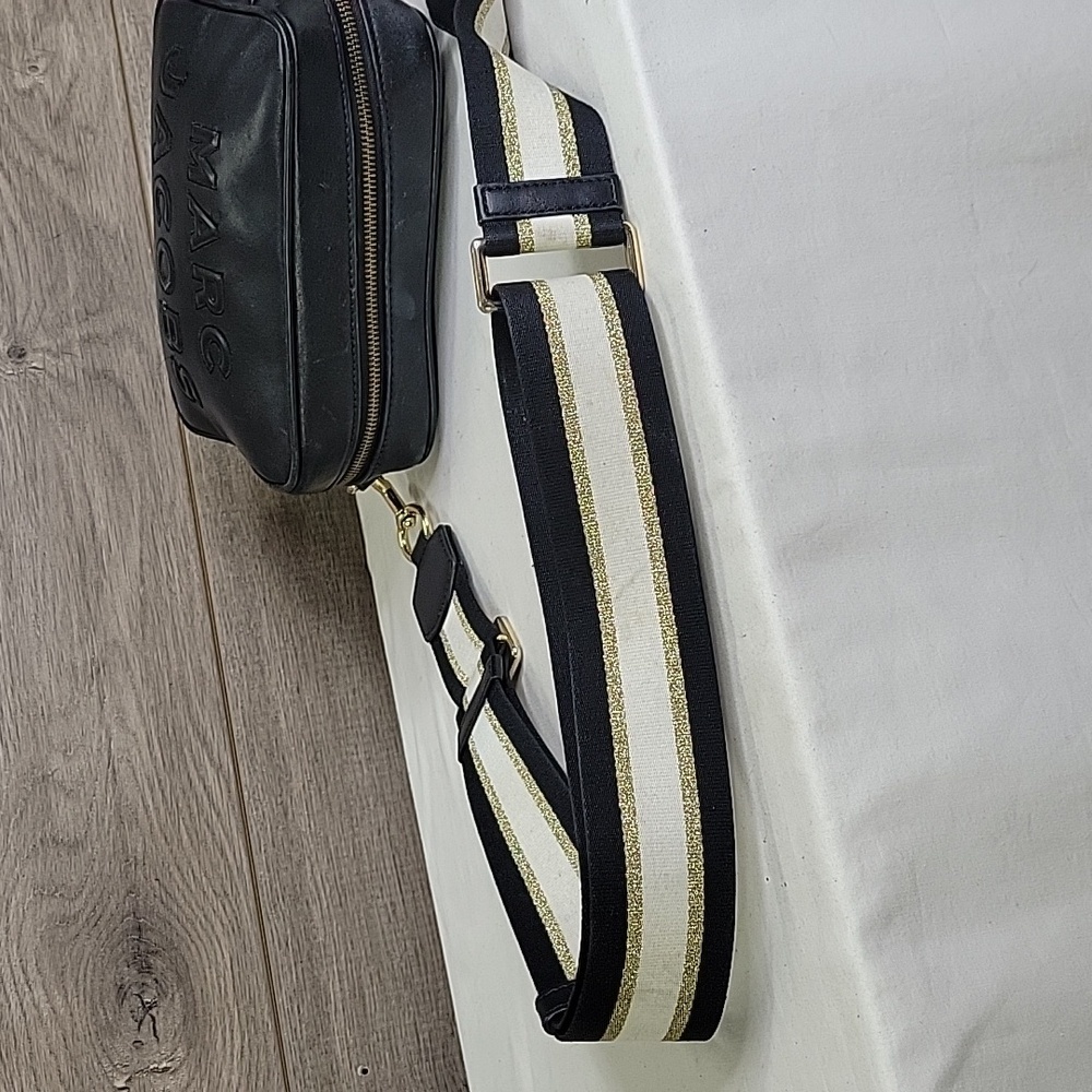 Marc Jacobs Black Leather Crossbody Bag - Picture 5 of 13